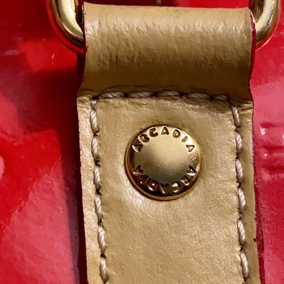 🌸 ARCADIA Gateaway Weekender - Picture 8 of 16